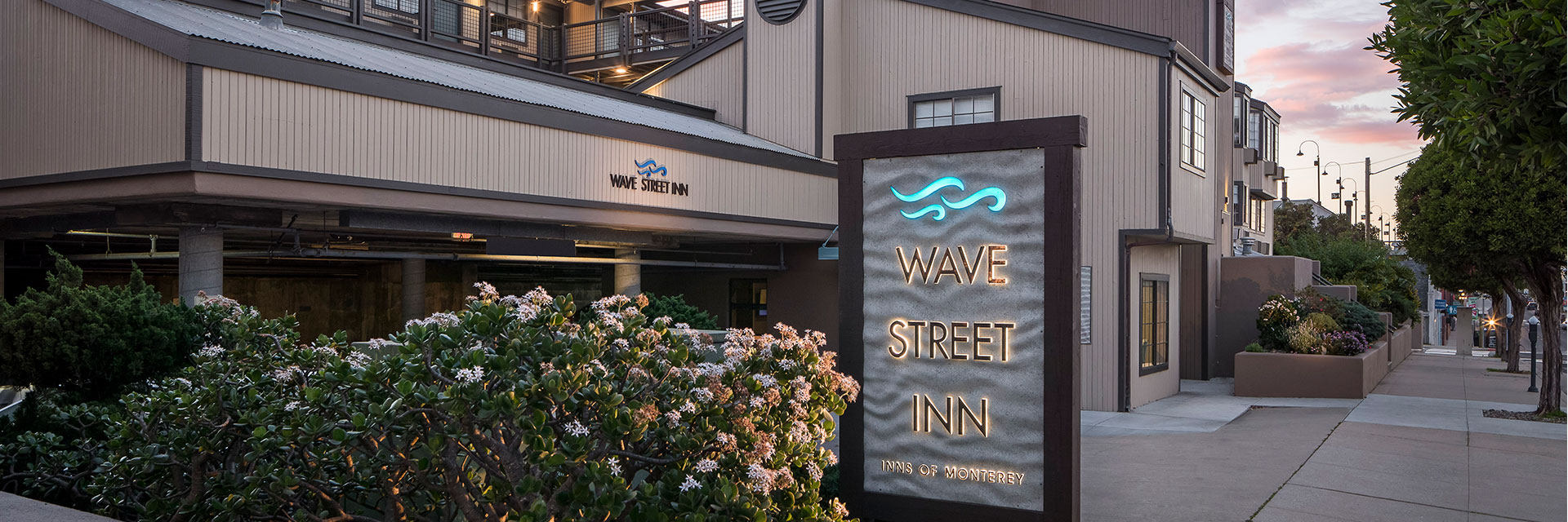 Innsider Cash Rewards Wave Street Inn