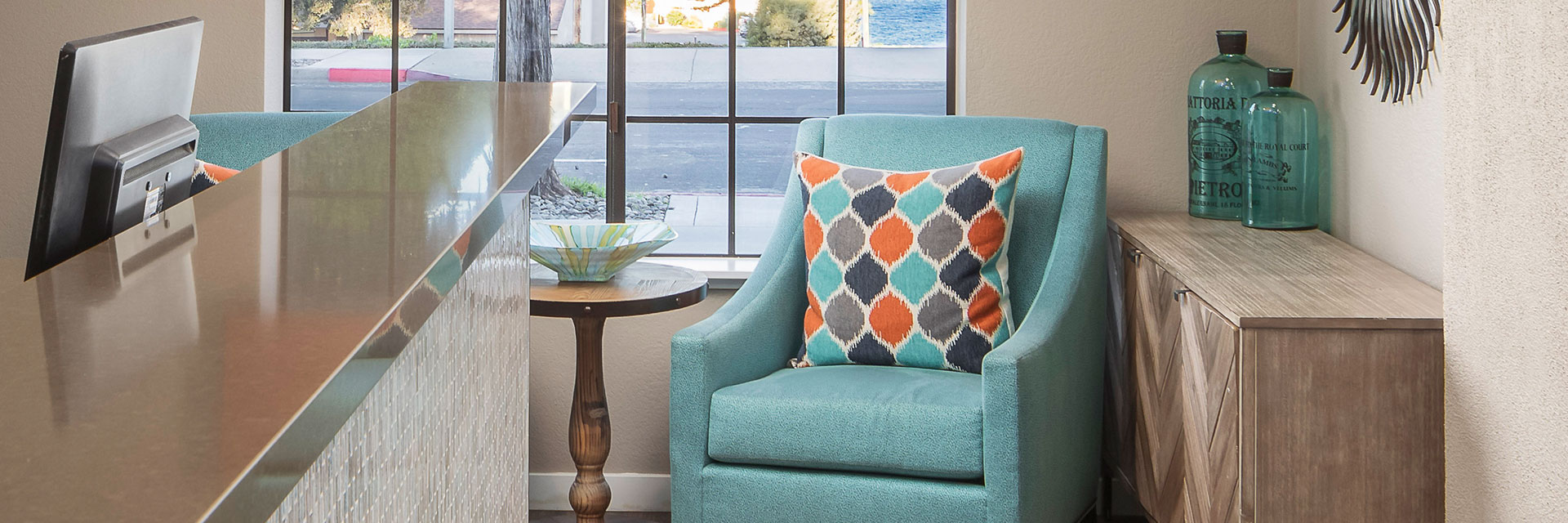 Services At Wave Street Inn Monterey California